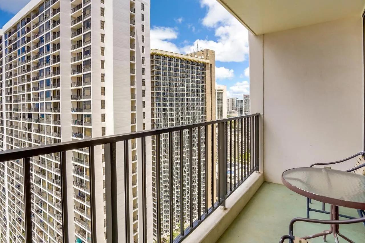Honolulu Vacation Rental Walk To Waikiki Beach! Apartment